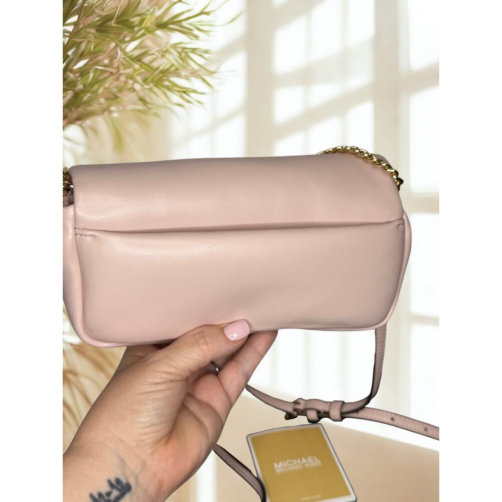Michael Kors SoHo Small Pouchette Crossbody Powder Blush Gold Chain NWT - Picture 4 of 4
